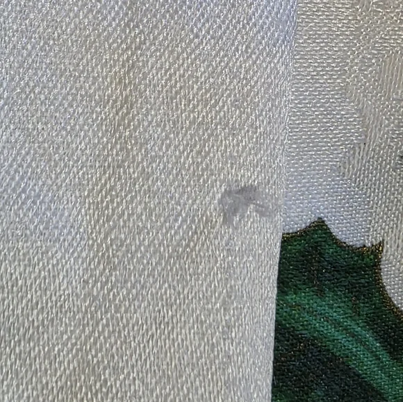 Holiday Round Table Cloth And Napkin Set - Picture 5 of 6